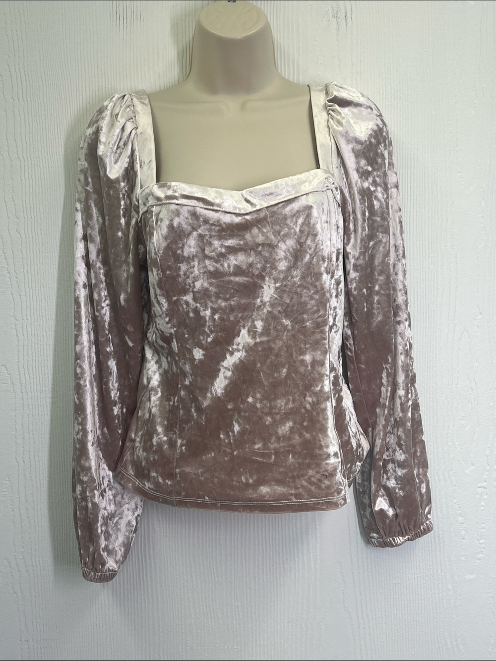 Anthropologie - Jessima Light Pink Square Neckline Long Sleeve Velvet Blouse M - Picture 2 of 10